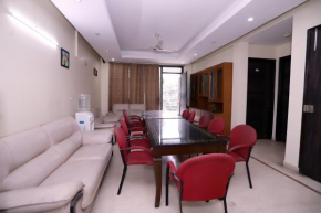 Hotel Noida Nest 105
